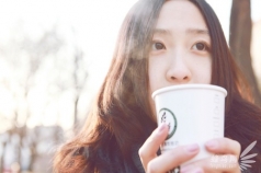 如何拍出柔美的逆光少女
